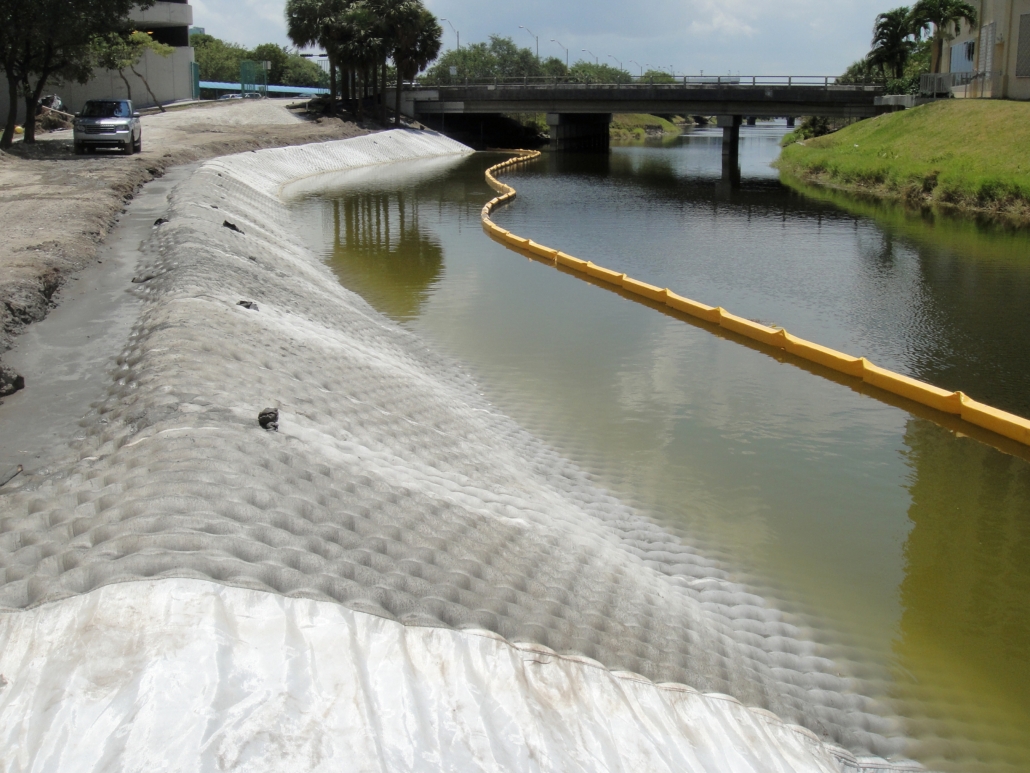 HYDROTEX being used in place of gabion for erosion control